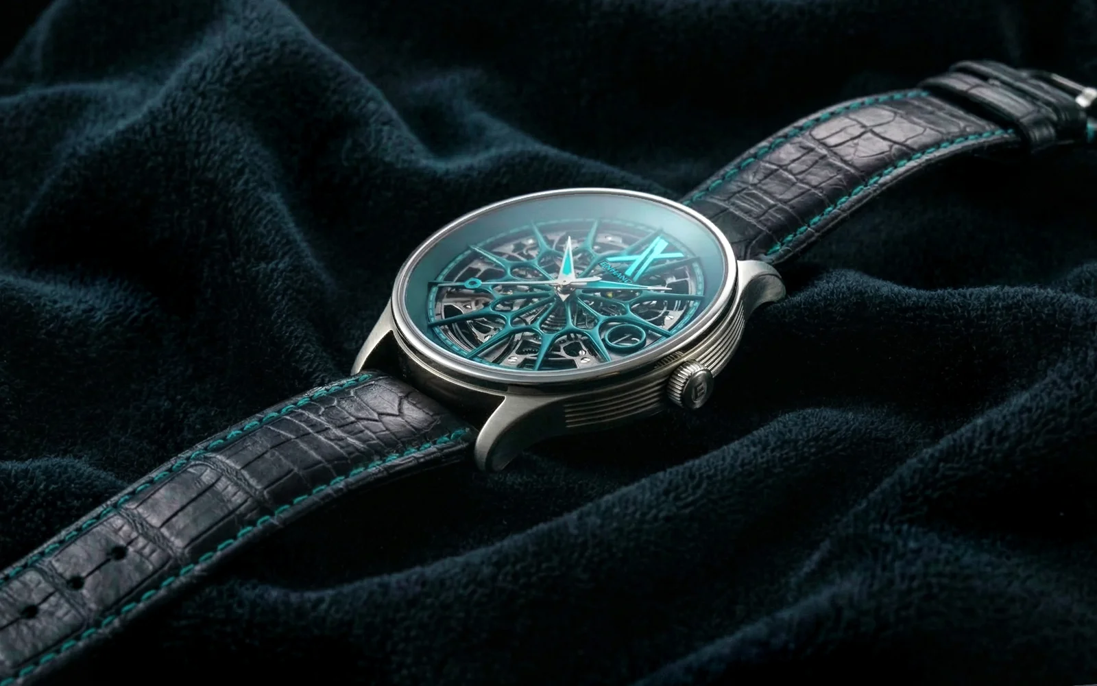 Luxury Skeleton Watch - Product Design - detail 4