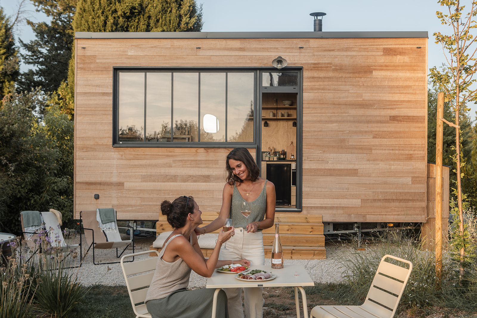 Pépiite Terre de Provence - Tiny House avec Jacuzzi en Provence à Châteaurenard — salle de bain