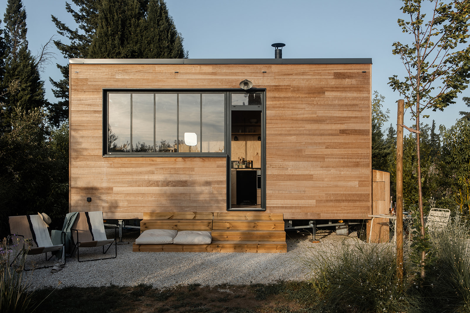 Pépiite Terre de Provence - Tiny House avec Jacuzzi en Provence à Châteaurenard — vue intérieure