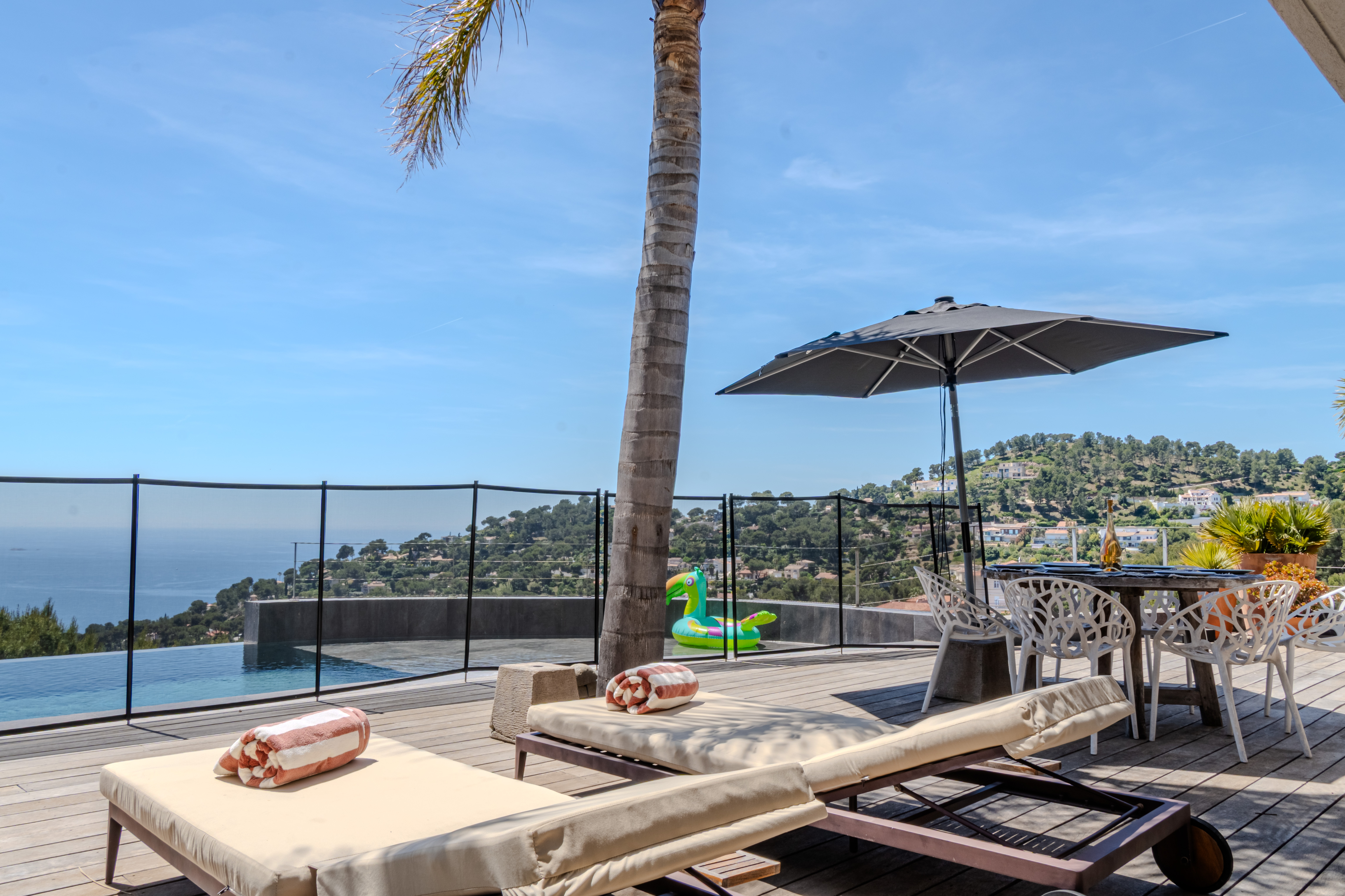 Villa Bay Zen — Hyères (Mont des Oiseaux) à Hyères — cuisine