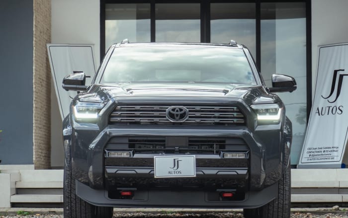 Toyota 4Runner 2.4 Híbrida Platinum 2026 en Villavicencio - JJ AUTOS