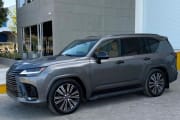 LEXUS LX 700h 2026-0km - foto 3