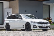 BMW 330i TOURING EDICIÓN M - foto 2