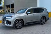 LEXUS LX 700h 2026 -0km - foto 3