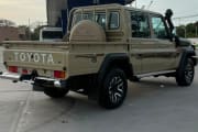 TOYOTA LAND CRUISER 79 SERIE DOUBLE CAB 2025 - foto 5