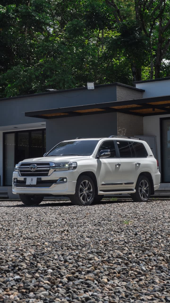 Toyota LC200 Executive Lounge 2021 en Villavicencio - JJ AUTOS