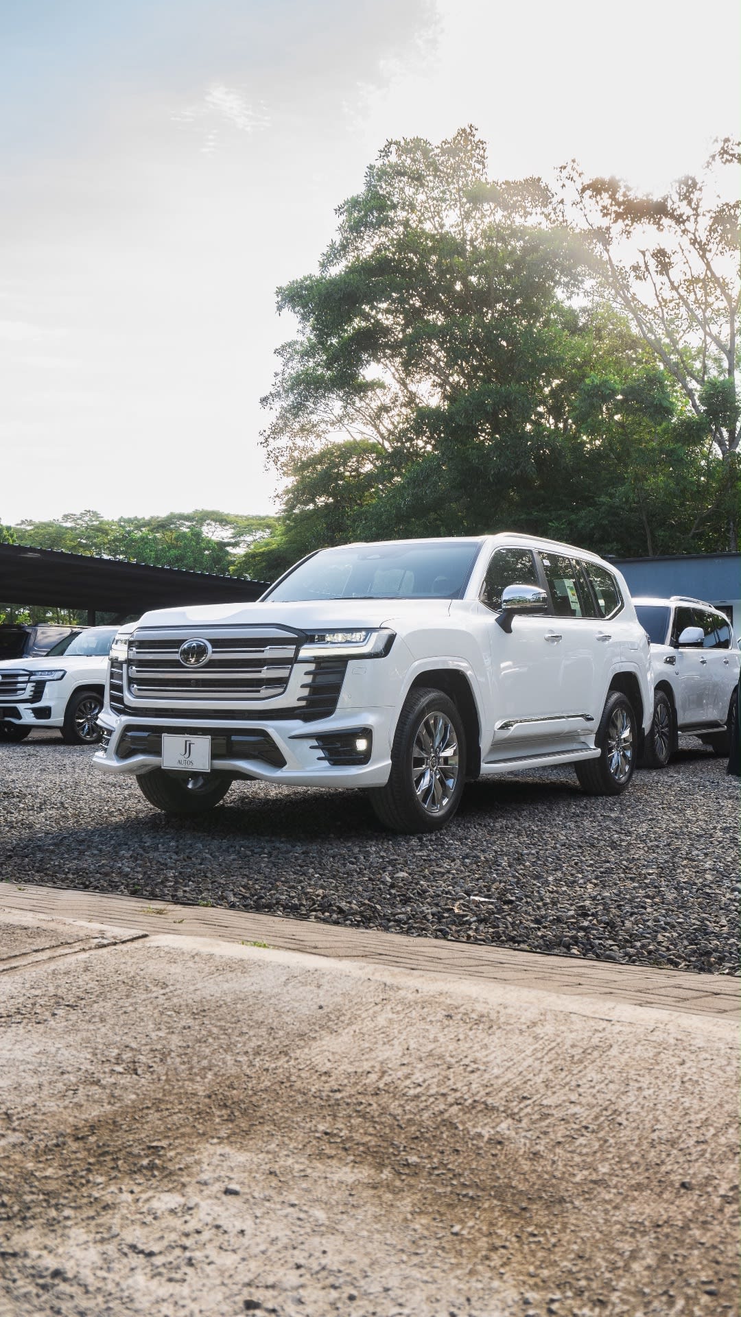 TOYOTA LAND CRUISER 300 VXR 2026 - ESPECIFICACIÓN ÁRABE en Villavicencio - JJ AUTOS