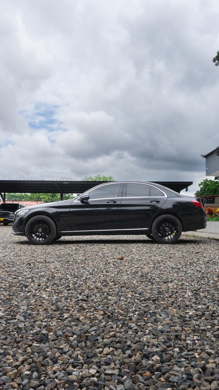 MERCEDES BENZ C200 2020 - foto 11