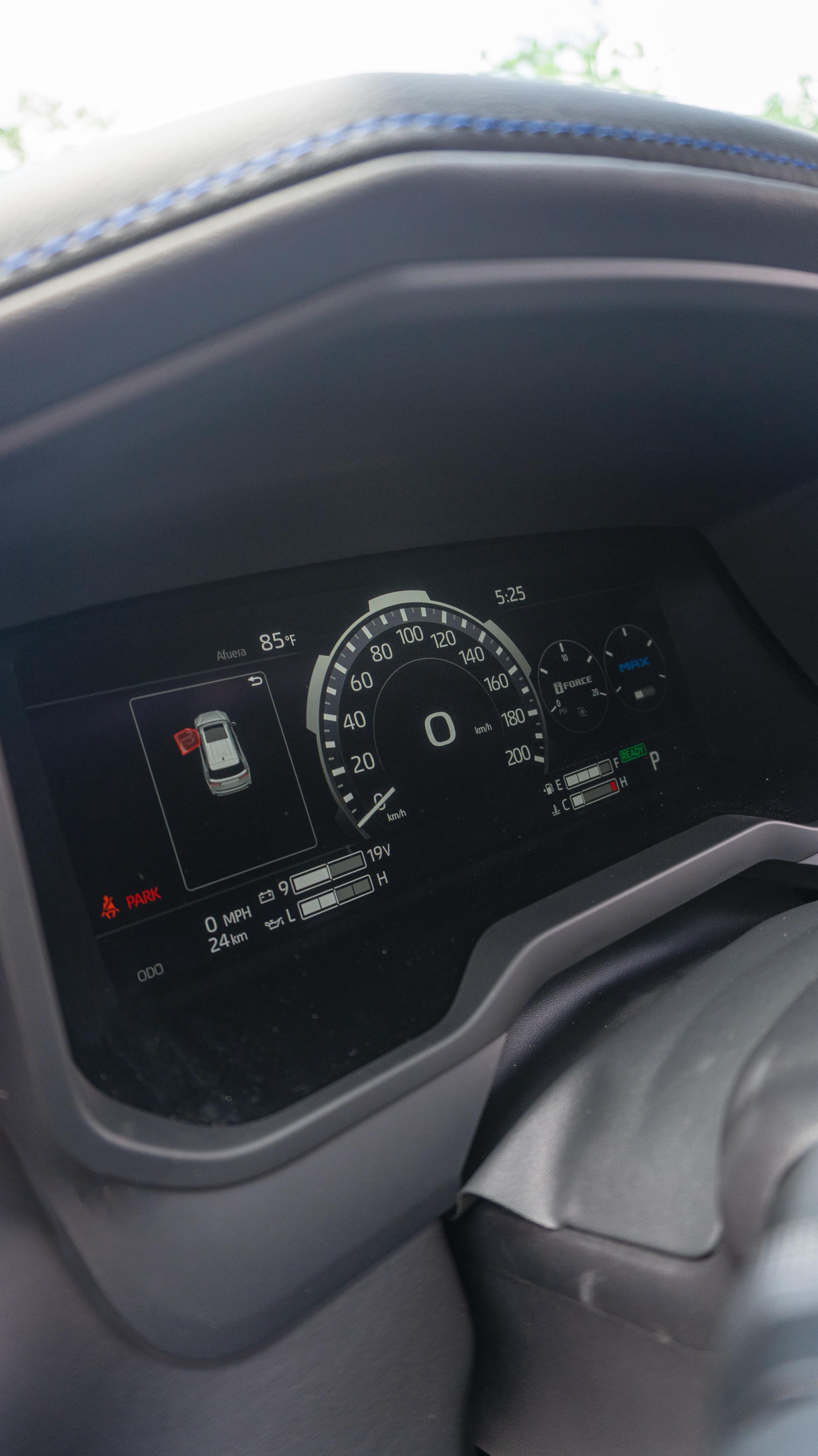 TOYOTA SEQUOIA  PLATINUM TRD 2026 - foto 18
