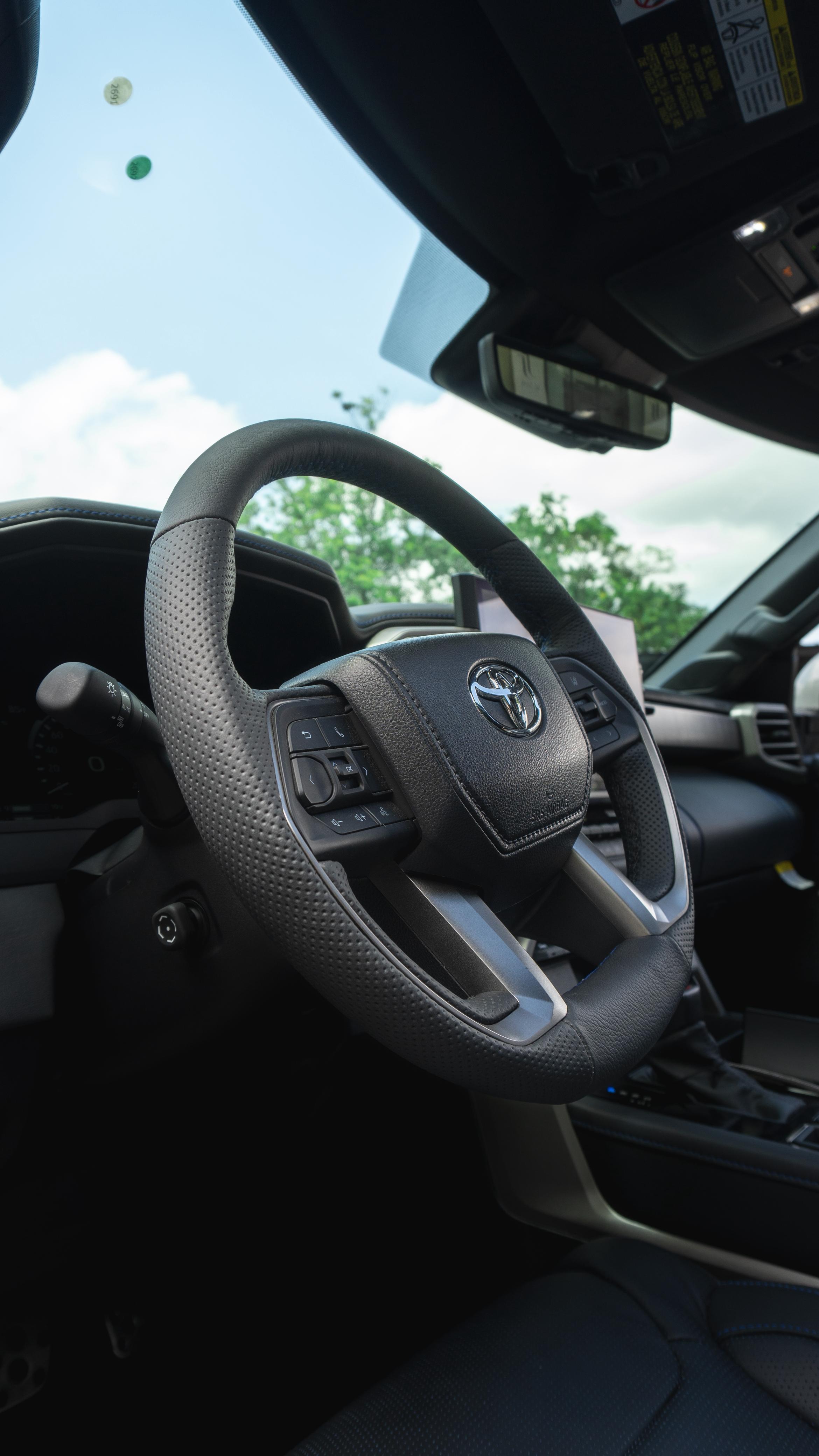 TOYOTA SEQUOIA  PLATINUM TRD 2026 - foto 15