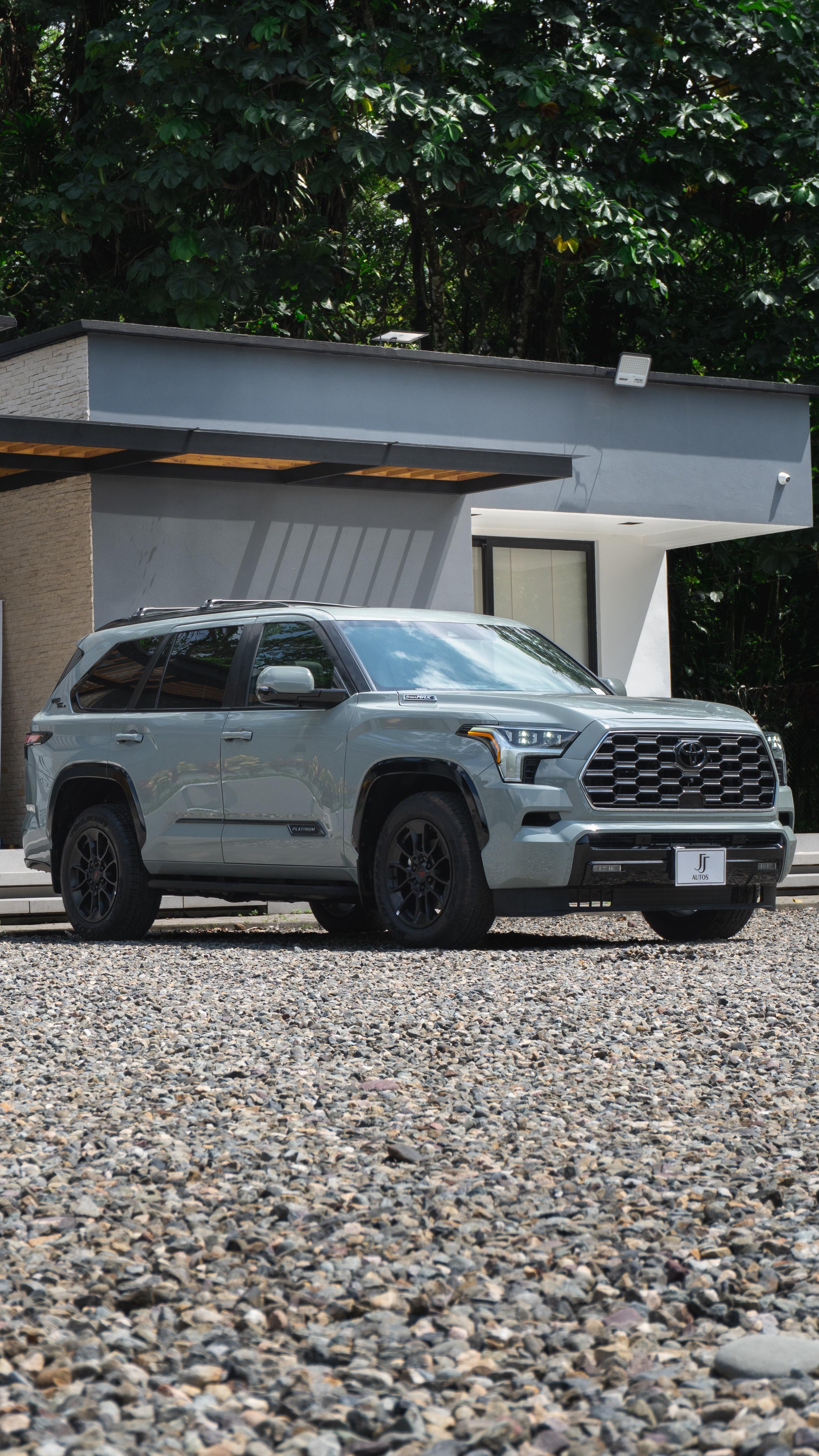 TOYOTA SEQUOIA  PLATINUM TRD 2026 - foto 13