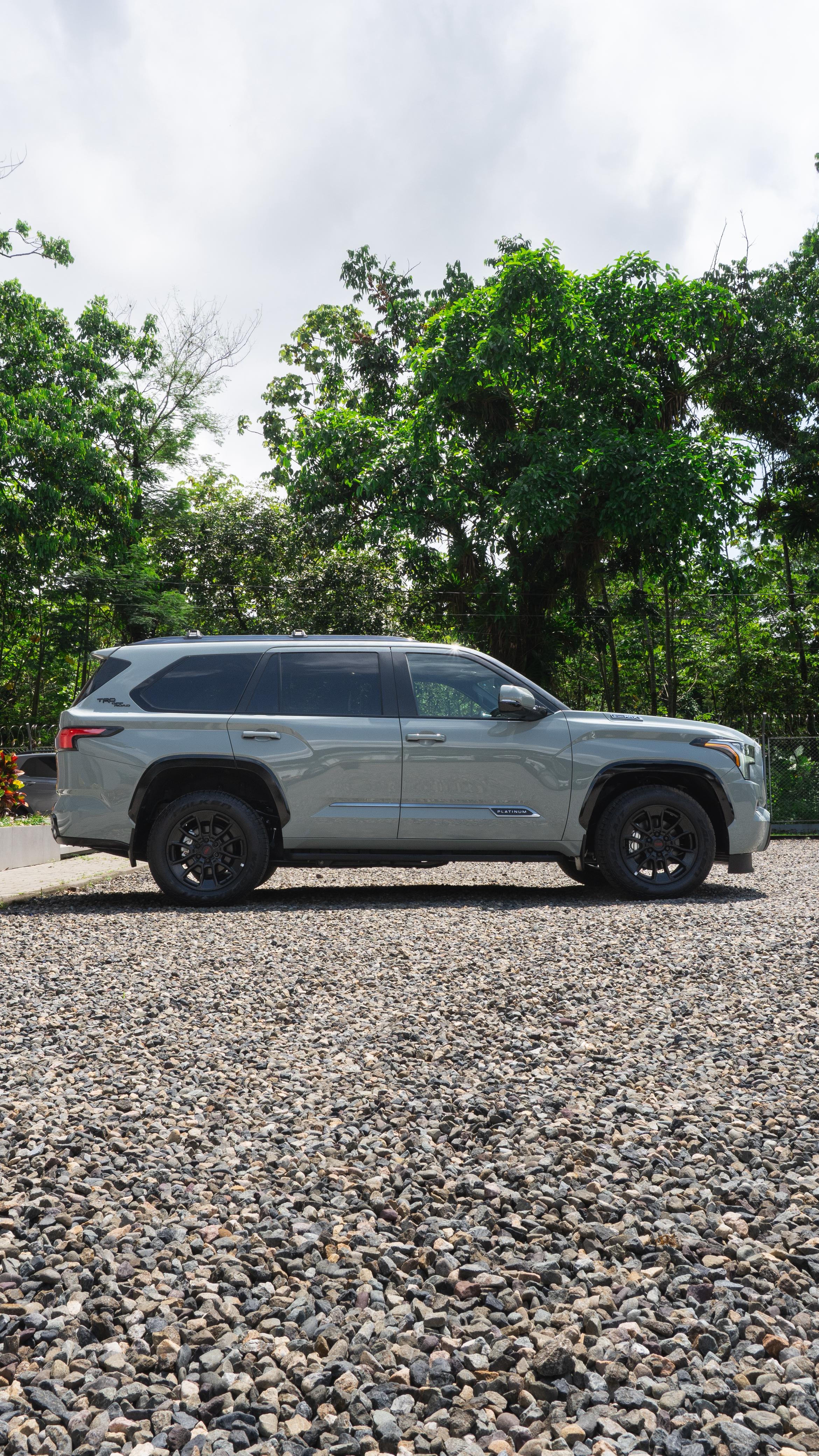 TOYOTA SEQUOIA  PLATINUM TRD 2026 - foto 11