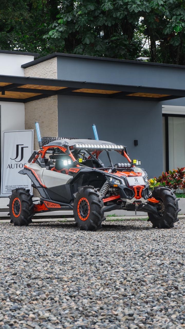 CAN-AM MAVERICK X3 TURBO RR 2022 - foto 18