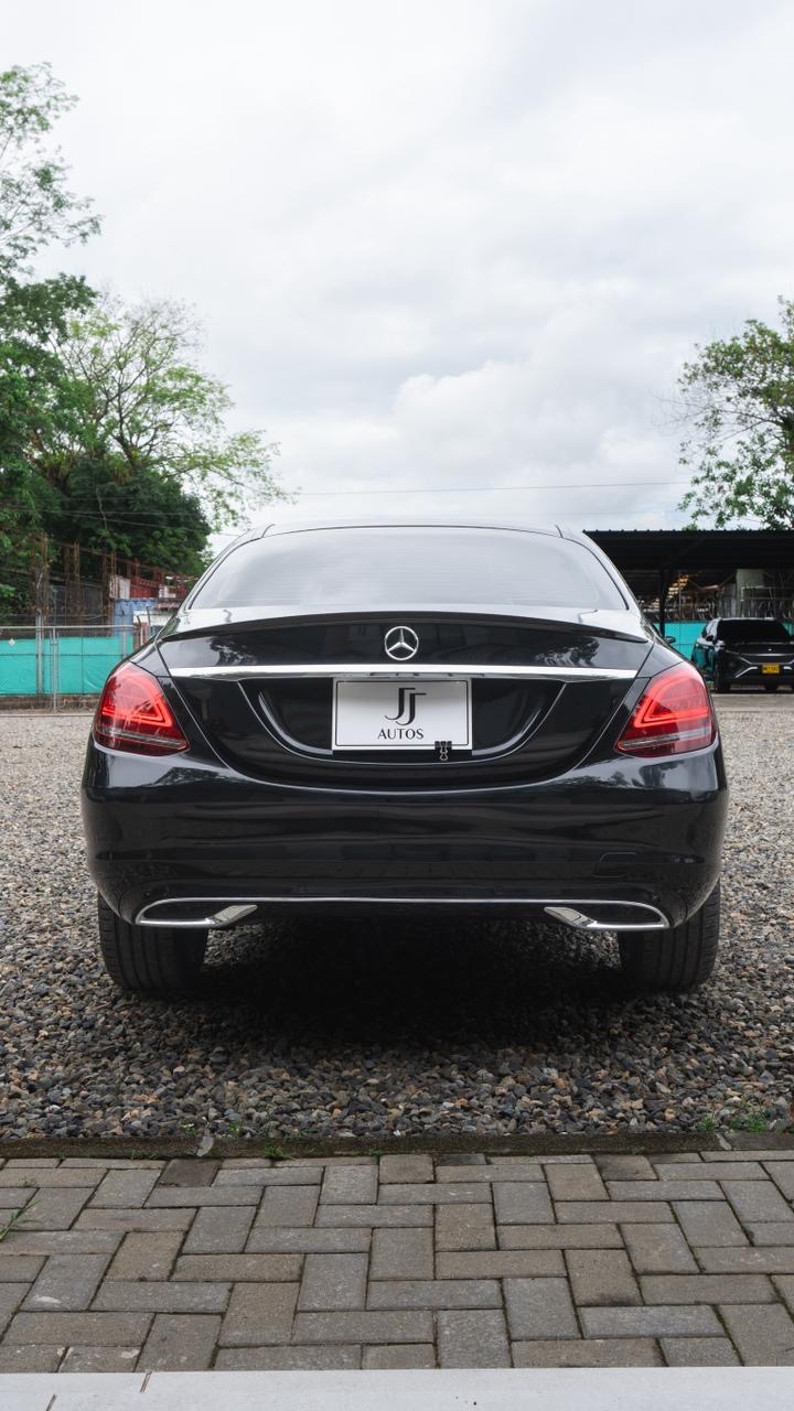 MERCEDES BENZ C200 2020 - foto 7
