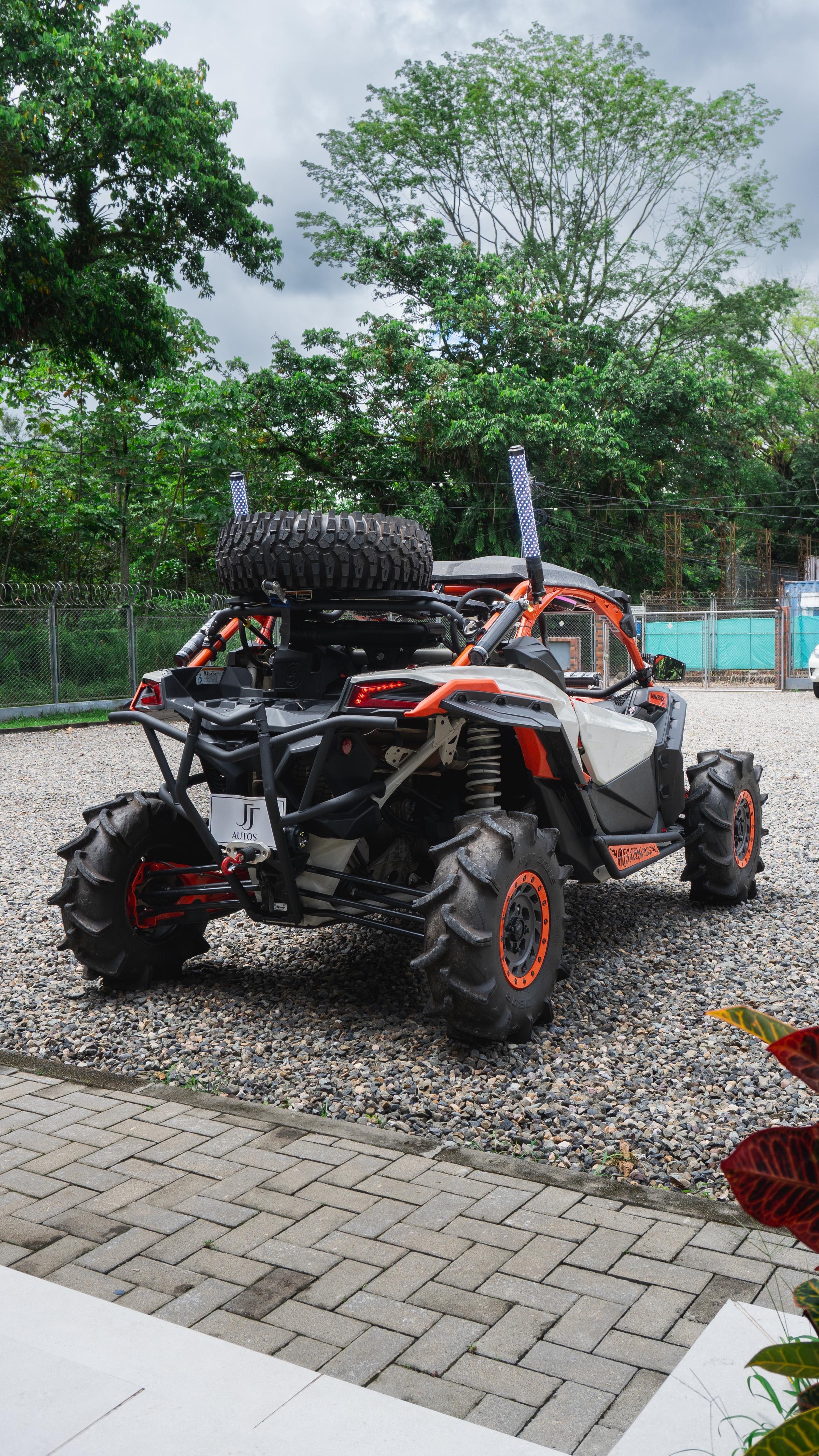CAN-AM MAVERICK X3 TURBO RR 2022 - foto 19