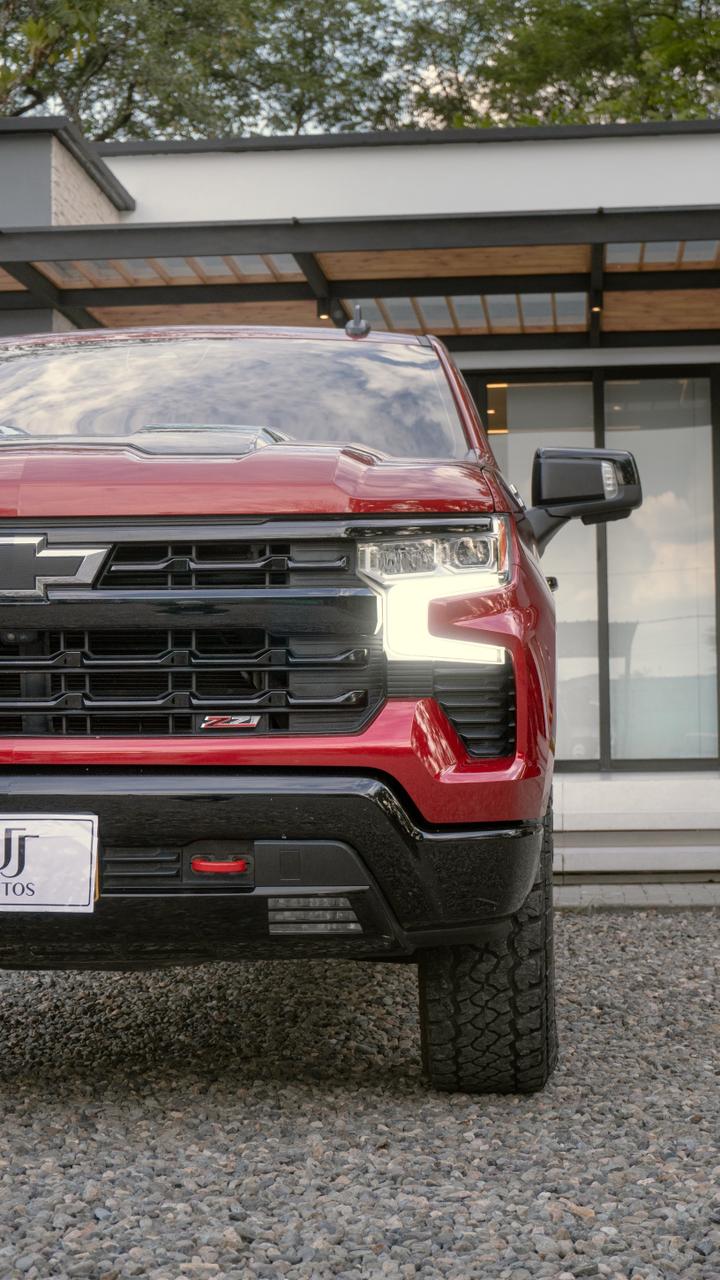 CHEVROLET SILVERADO Z71 2023 - foto 12