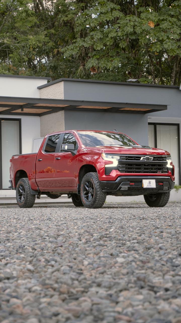CHEVROLET SILVERADO Z71 2023 - foto 13