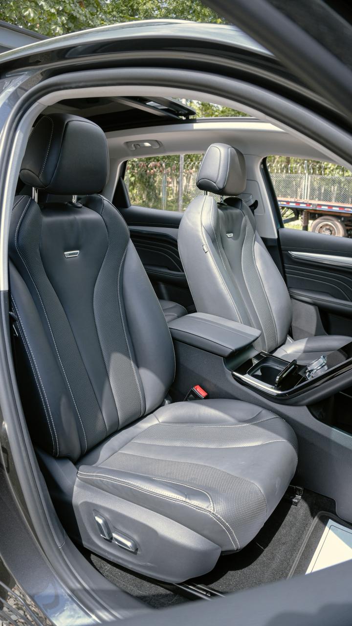 MG MARVEL R EV Luxury AWD 2024 (4x4) - foto 6