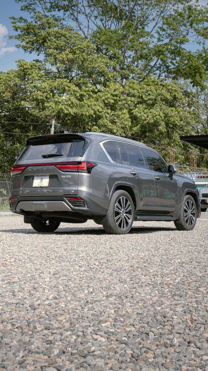 LEXUS LX 700h LUXURY 2026 - foto 3