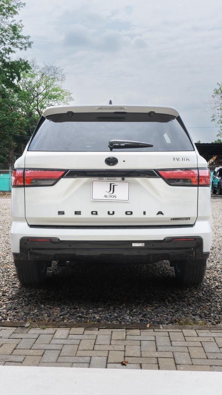 Toyota Sequoia Platinum 2026 – 0 KM - foto 18