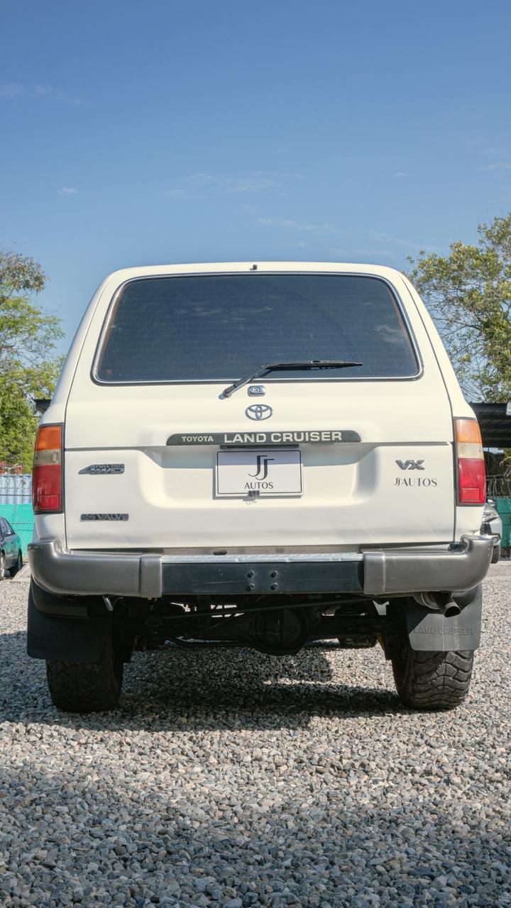 TOYOTA BURBUJA LAND CRUISER VX 4.500 GASOLINA 2004 - foto 16