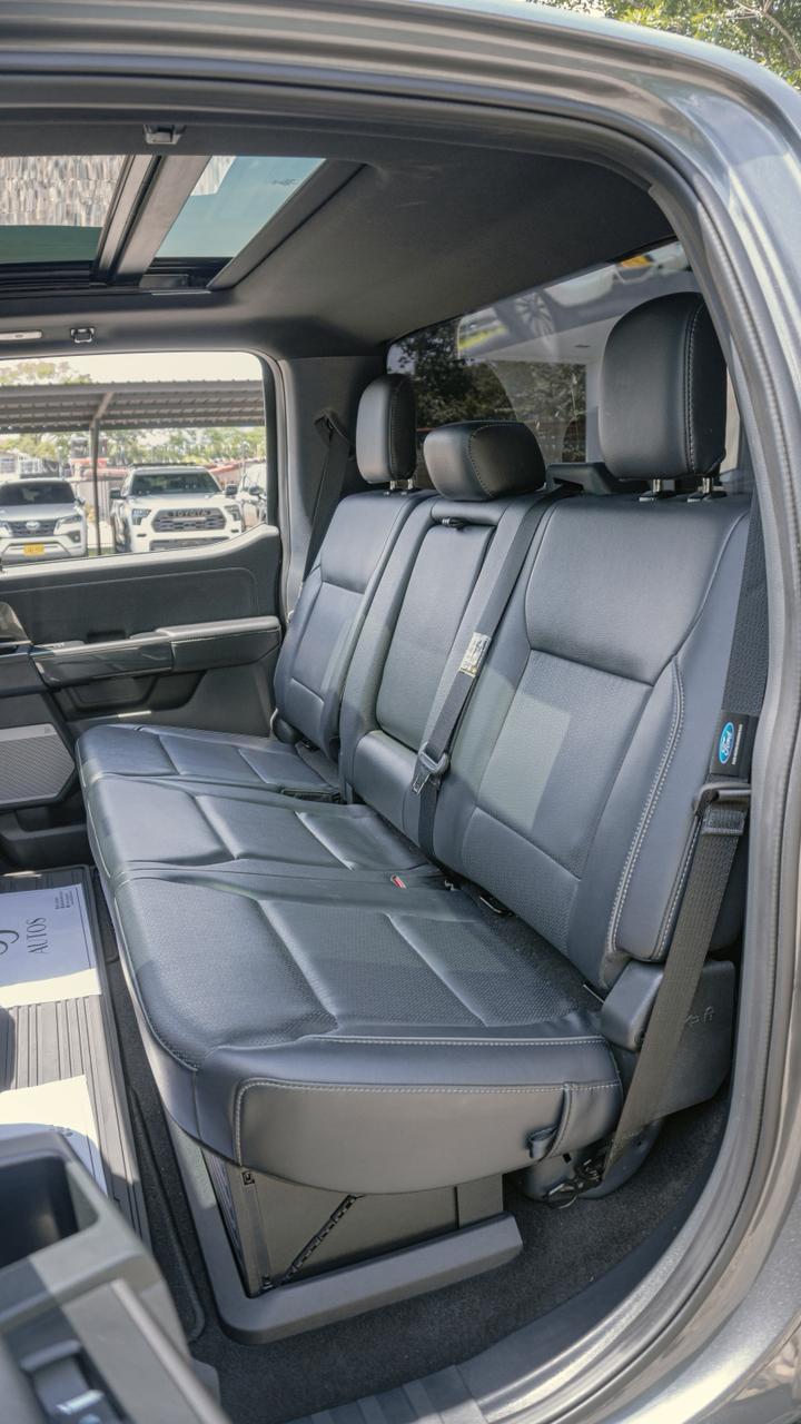 FORD F-150 LARIAT V6 3.5 HÍBRIDA 2025 - foto 13
