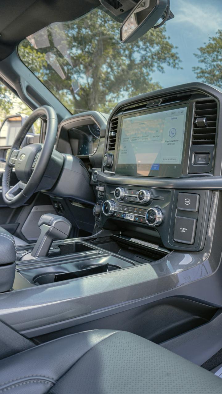 FORD F-150 LARIAT V6 3.5 HÍBRIDA 2025 - foto 17