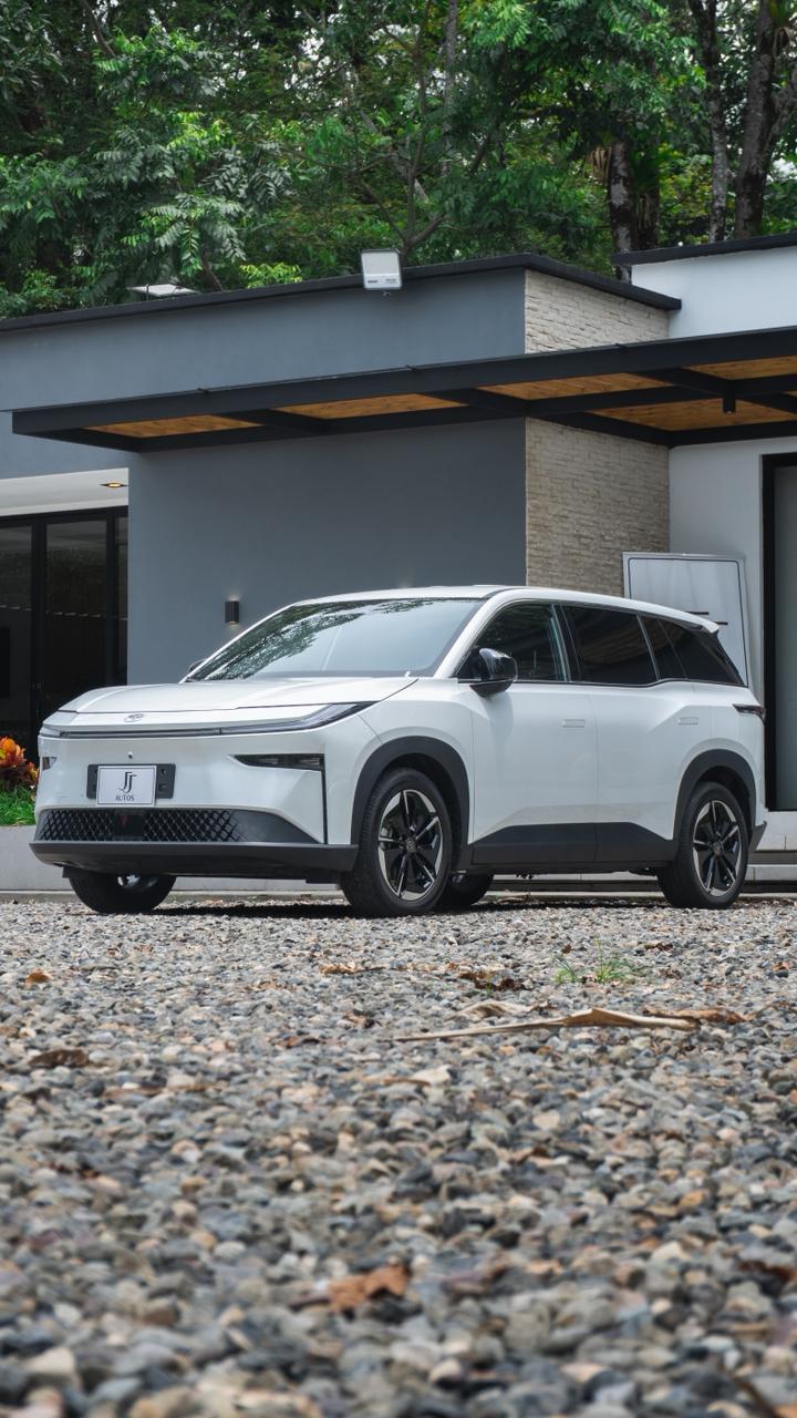 Toyota bZ3X 2025 - foto 9