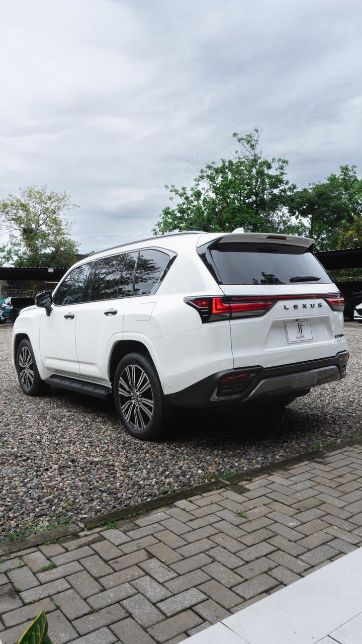 Lexus LX 700h 2026 - foto 15