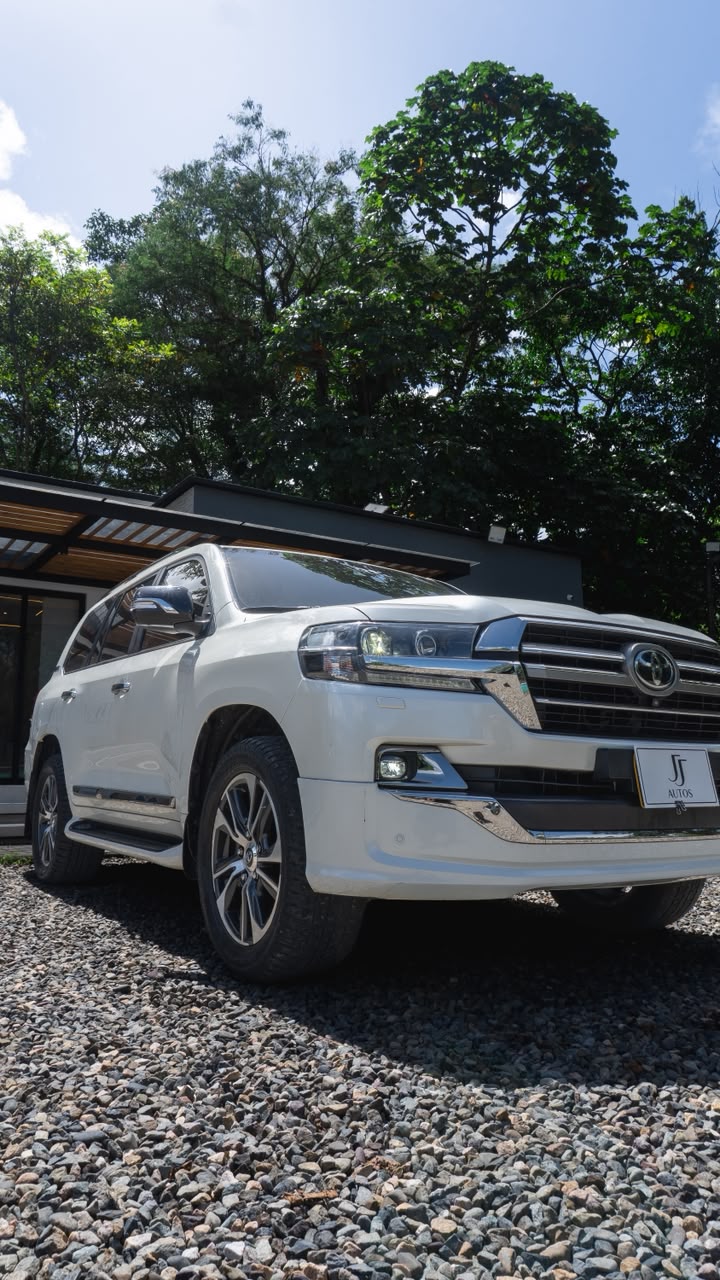 Toyota LC200 Executive Lounge 2021 - foto 4