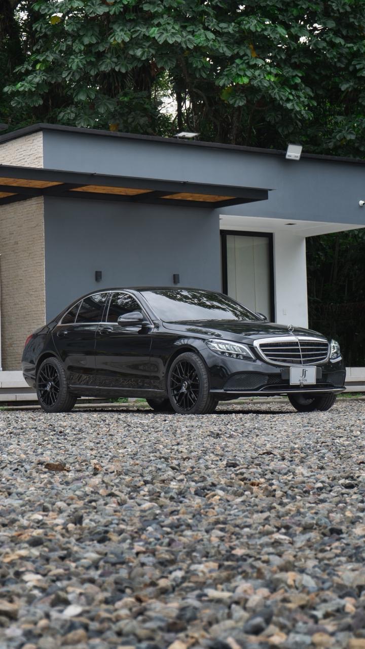 MERCEDES BENZ C200 2020 - foto 9