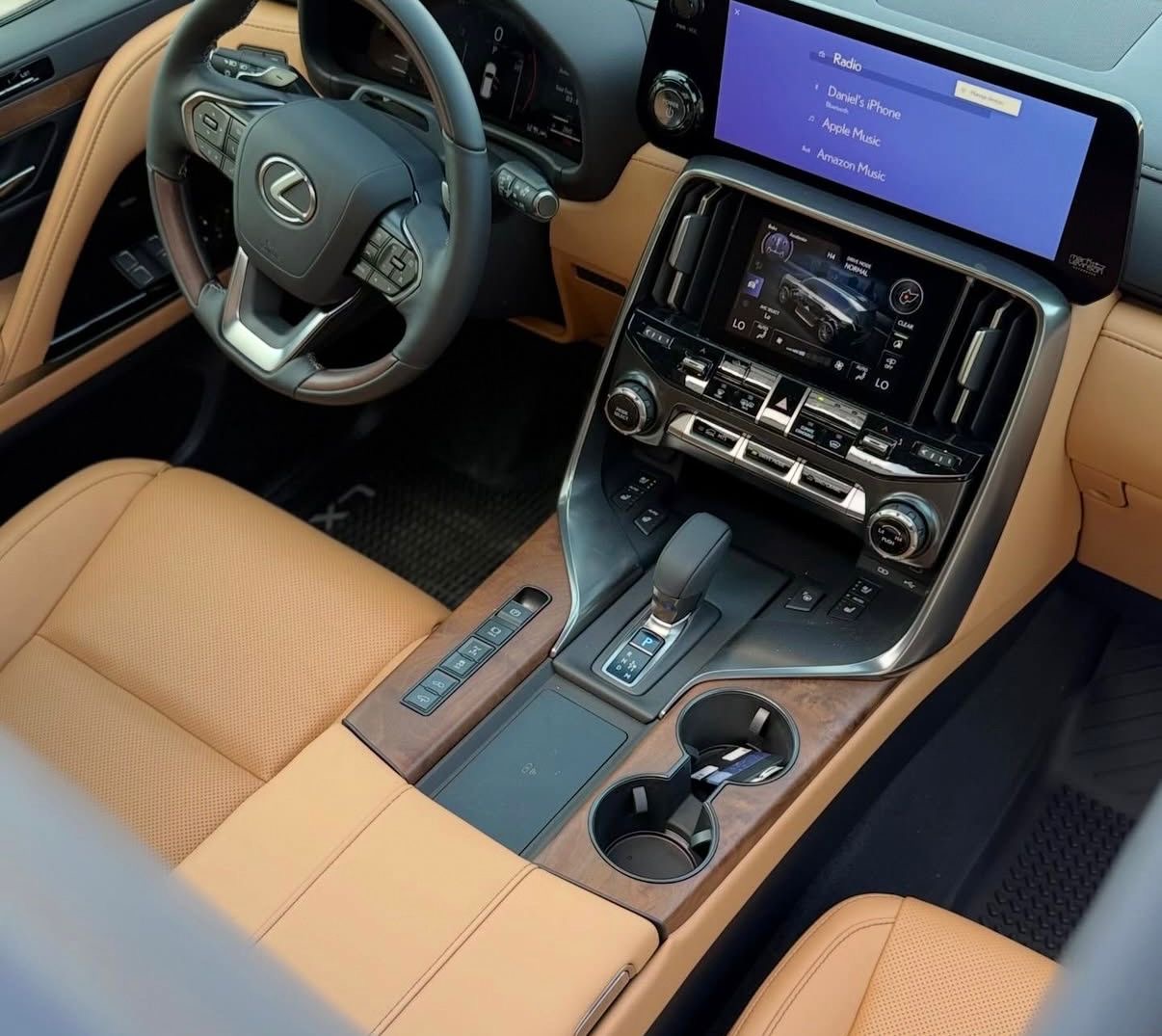 LEXUS LX 700h 2026 -0km - foto 6