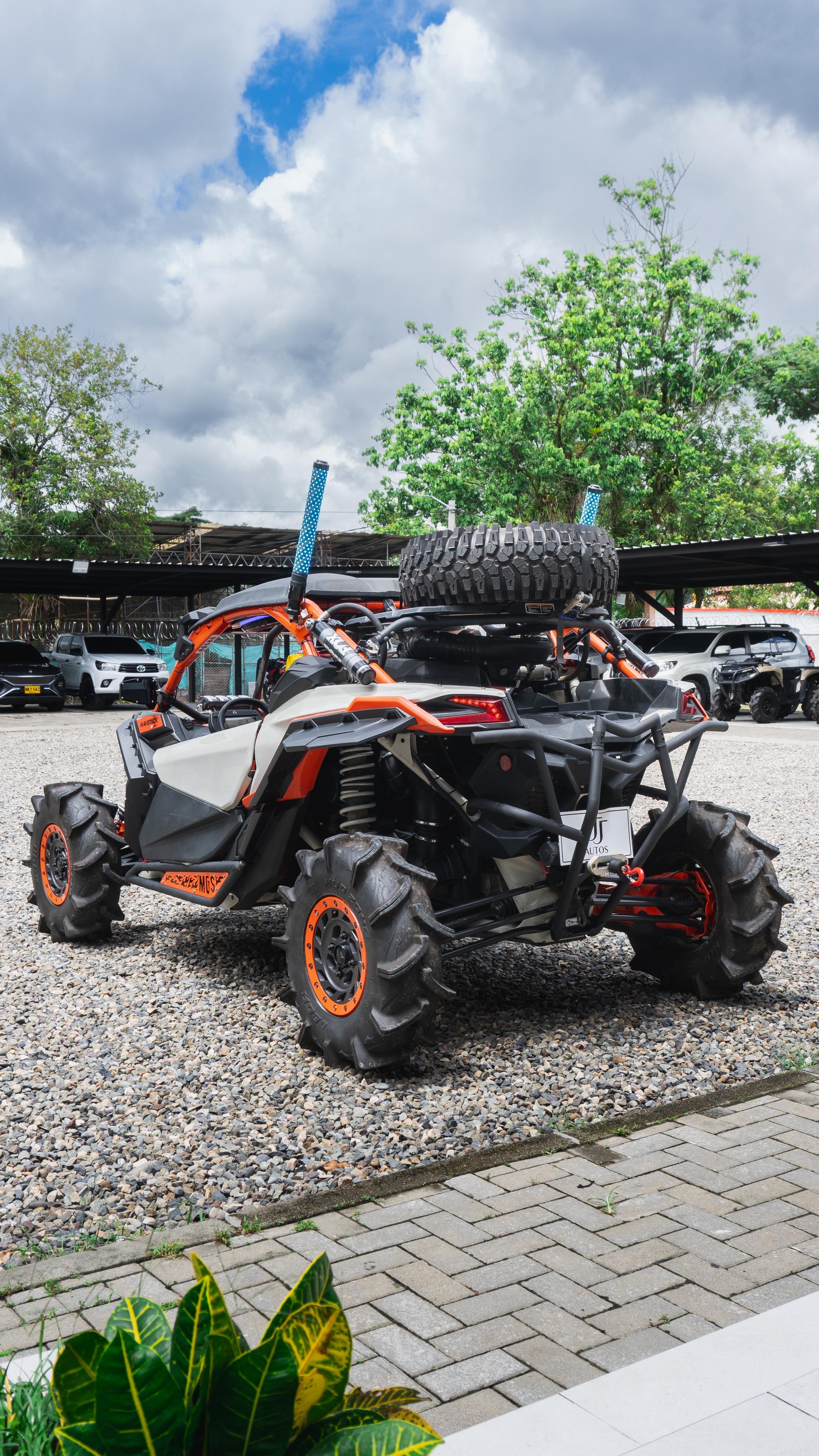 CAN-AM MAVERICK X3 TURBO RR 2022 - foto 5