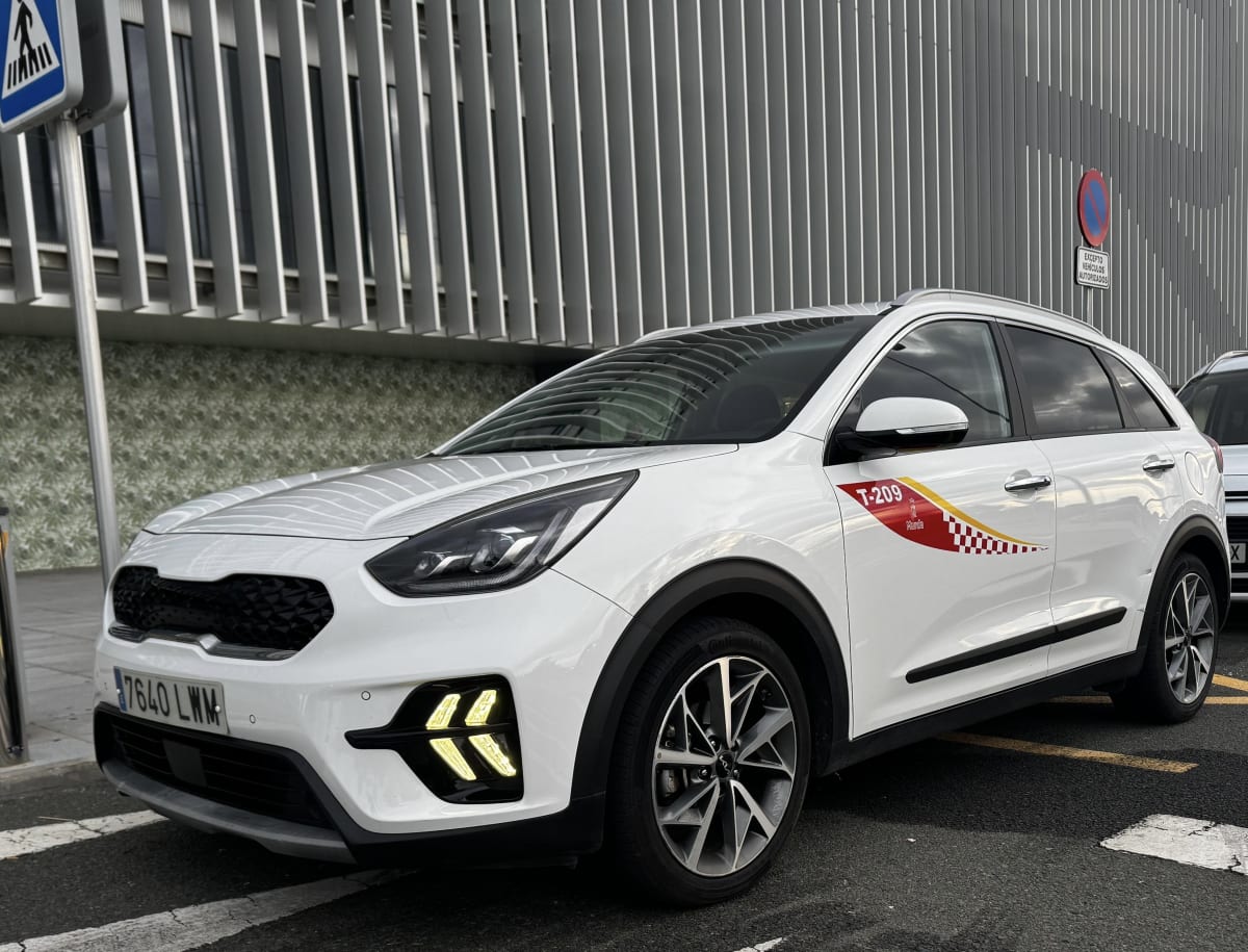 Taxi Lorente Murcia - Exterior vista amplia