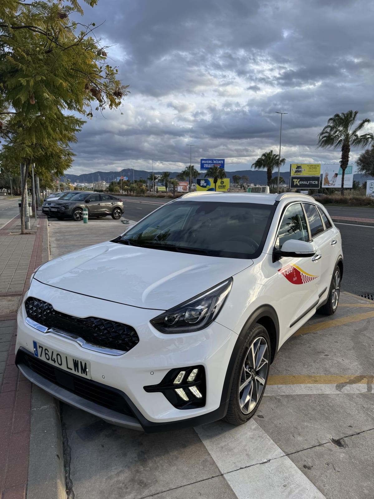 Taxi Lorente Murcia - Exterior frontal aeropuerto