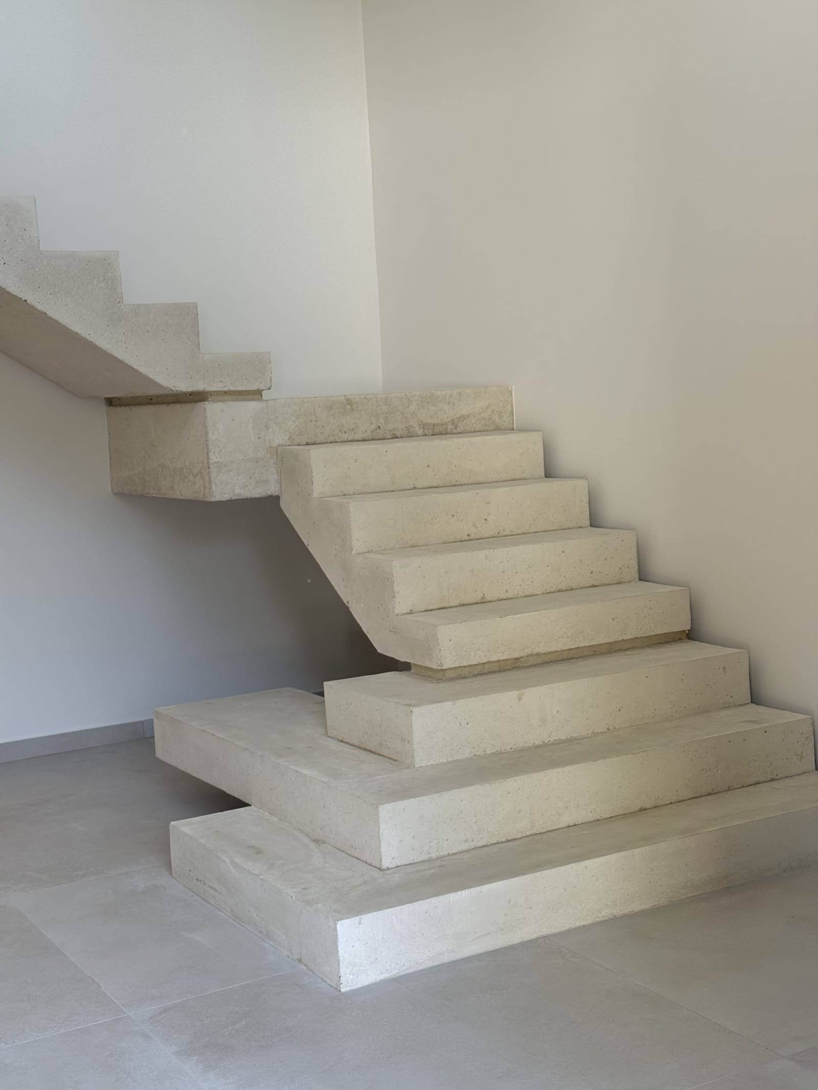 Escalier béton