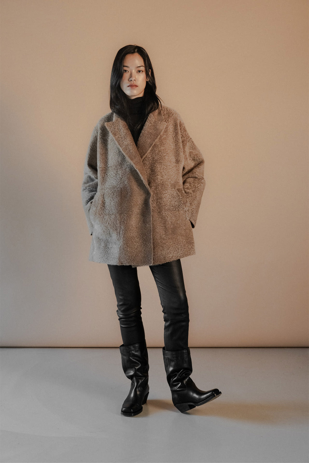 Ayasse Lammfellblazer wendbar caramello