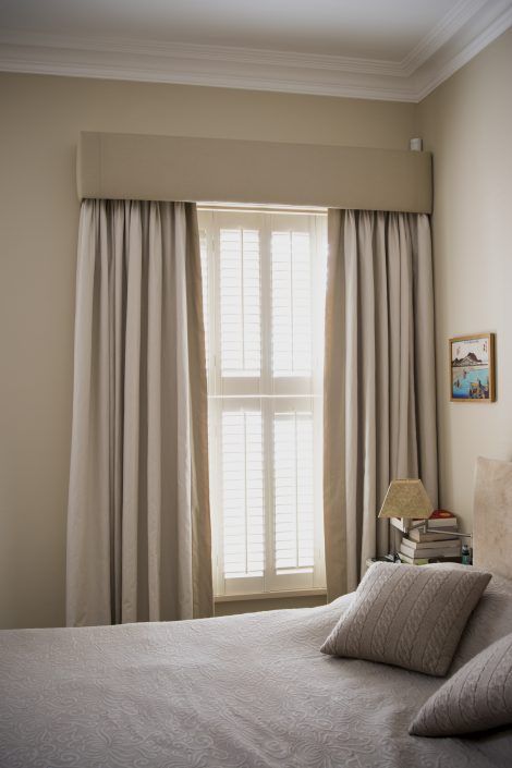 Living Room Curtains with Pelmet