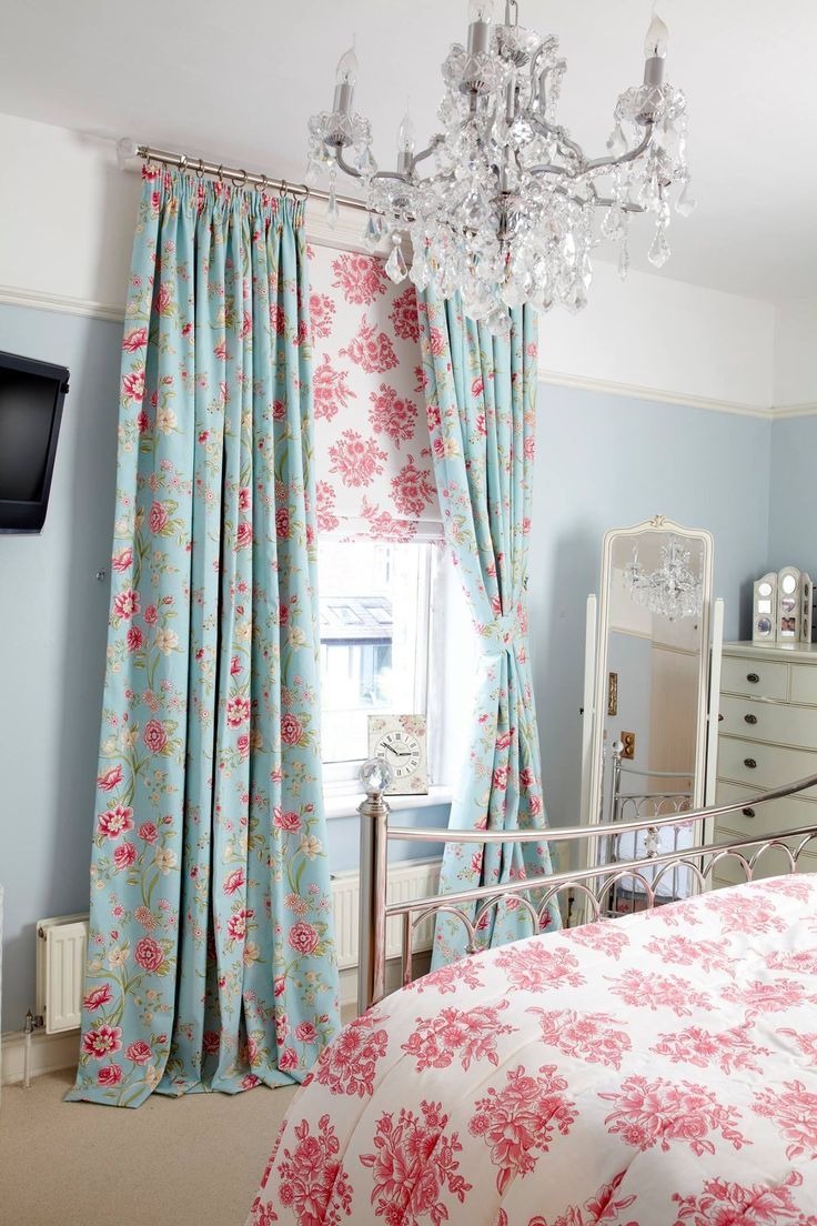 Patterned Curtains for Living Room