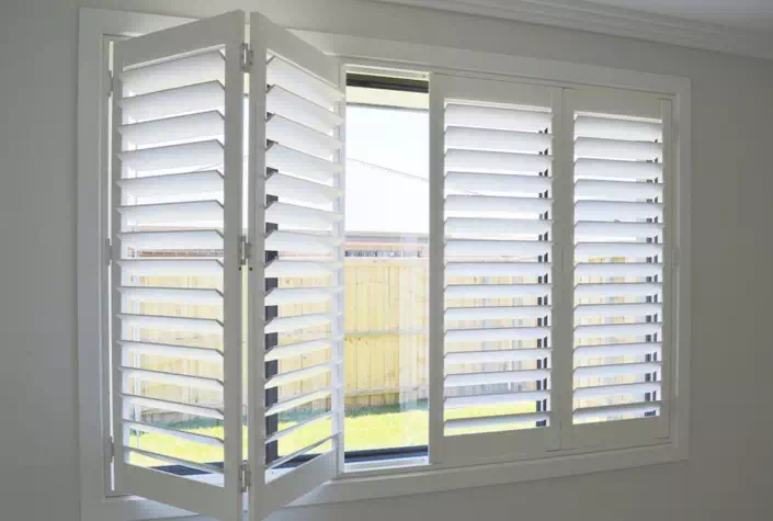 Tracked Shutters for Kitchen