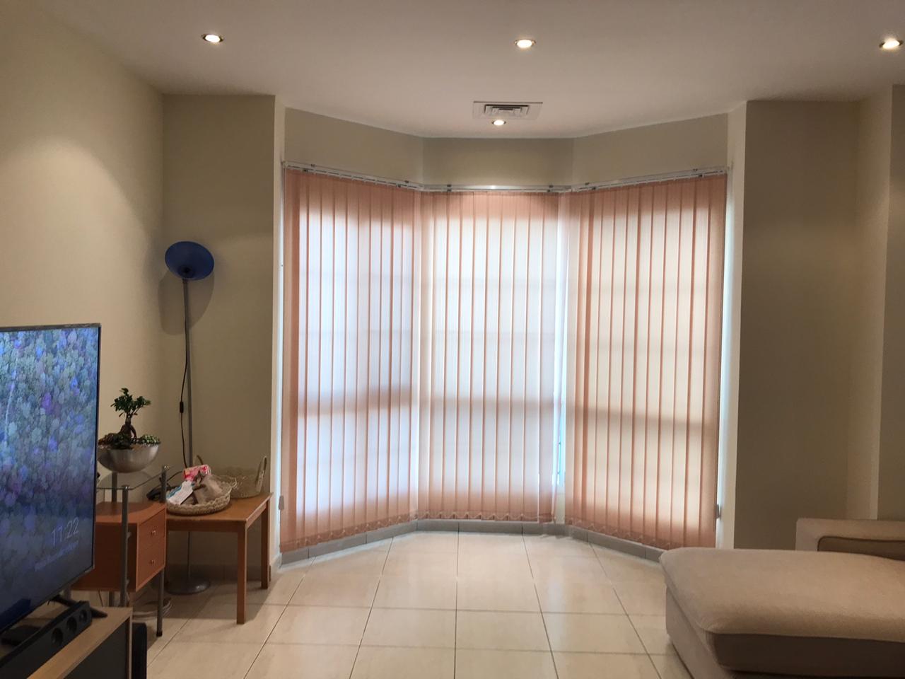 vertical window shades
