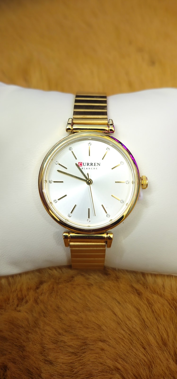 Curren Blanche