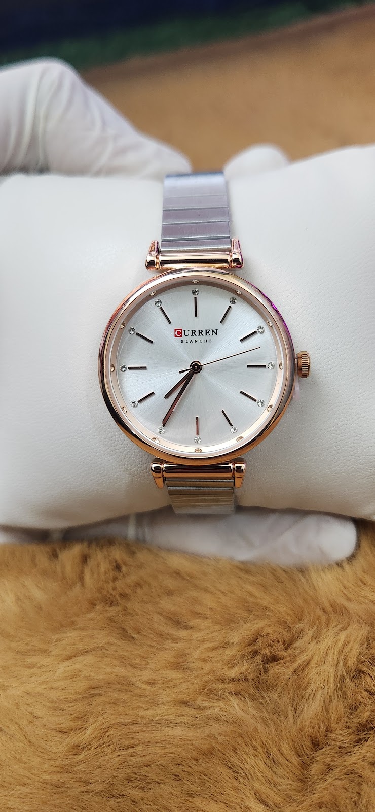 Curren Blanche