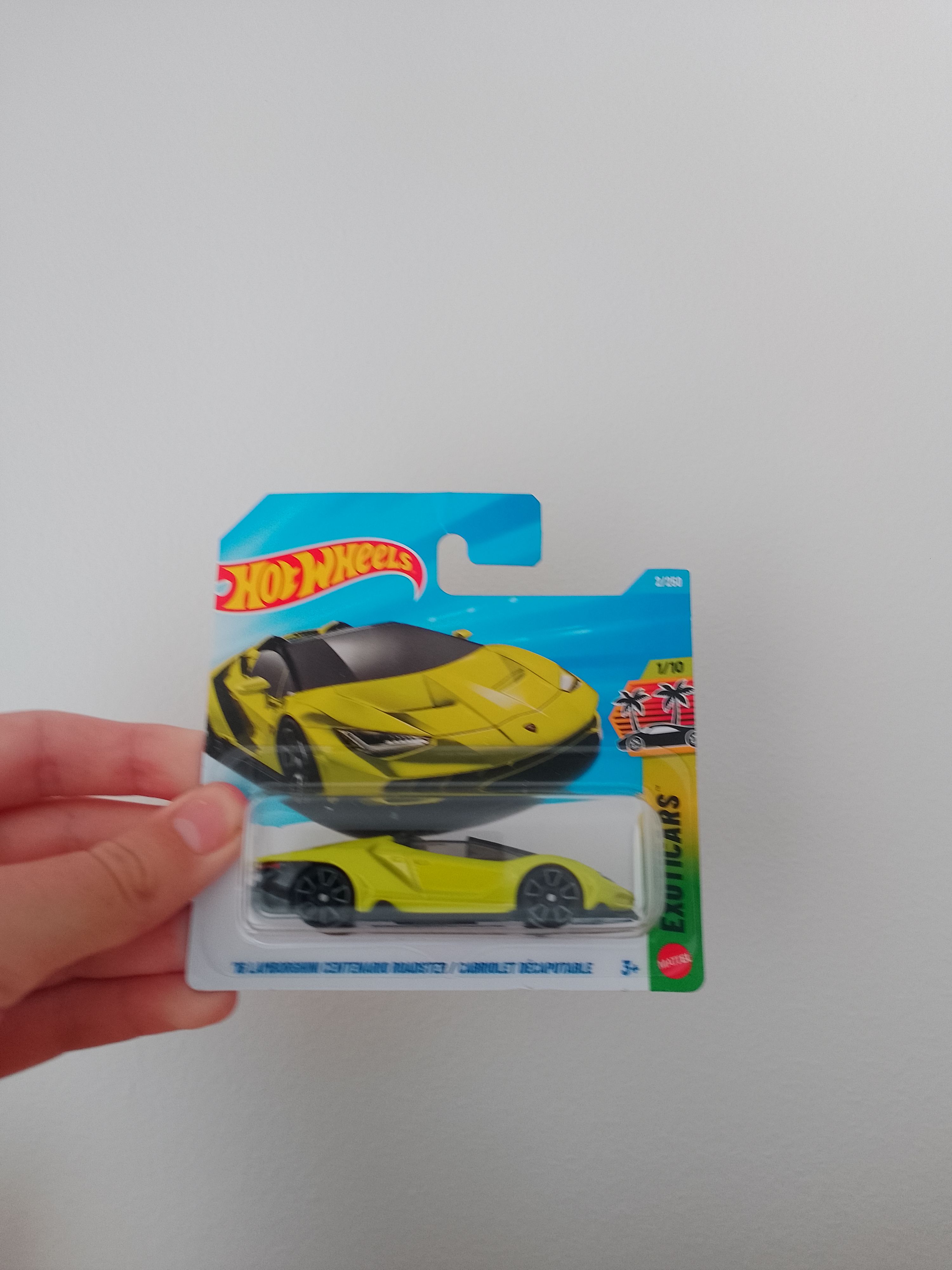 Lamborghini Centanario Roadster