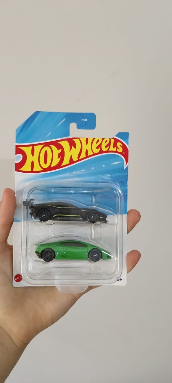2'li set Lamborghini ve aston martin  - 1
