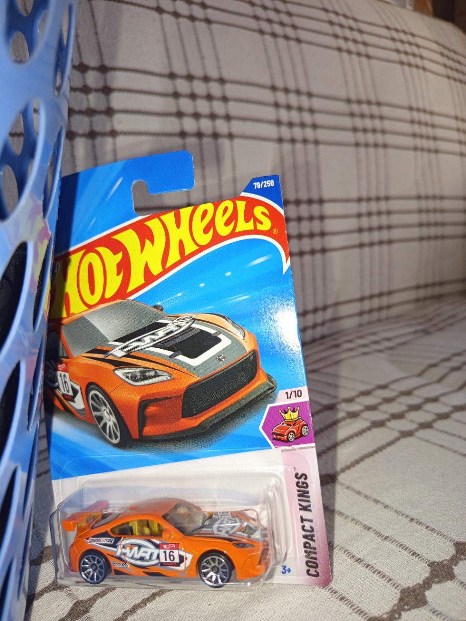 Hotwheels Toyota GR86 CUP Uzun Kart  - 1
