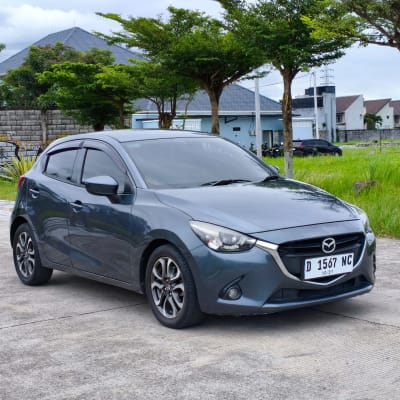Mazda 2 R Skyactiv Matic 2015 - DP 15 Juta - Bandung