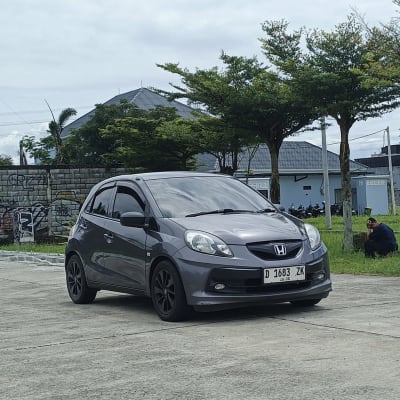 Honda Brio E Manual 2015 - DP 7 Juta - Bandung