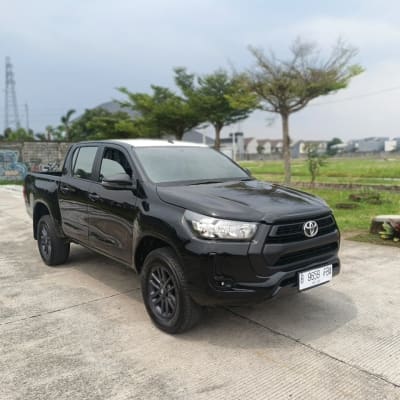 Toyota Hilux E DC 4x4 Manual Diesel 2021 - Cash Only 300 Juta - Bandung
