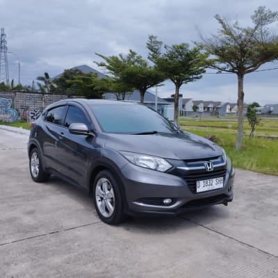 Honda HR-V S Manual 2015 Grey - DP 15 Juta - Bandung